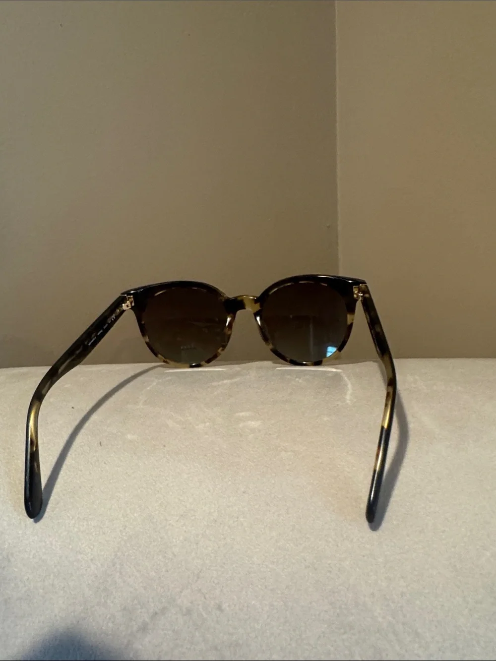 kate spade classic tortoiseshell